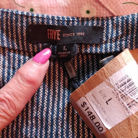 Frye shell top Total Eclipse railroad Stripes size large NWT - Picture 2 of 7